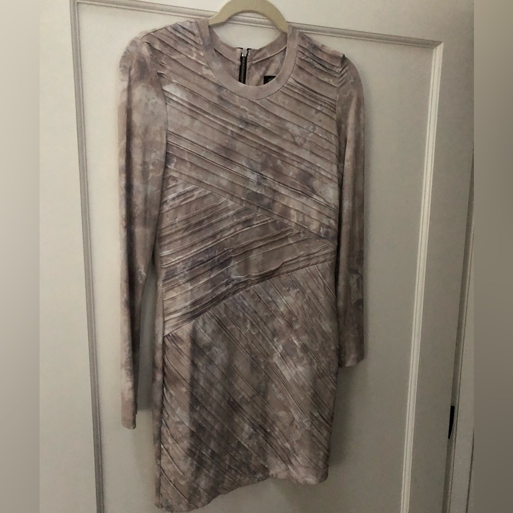 Torn by Ronny Kobo gray pattern mini dress. Size medium. NWT.